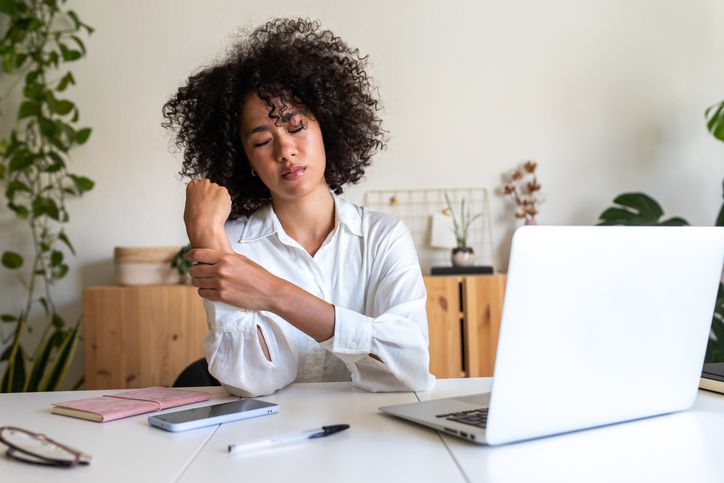 Tech Tools for Preventing Hand and Wrist Pain